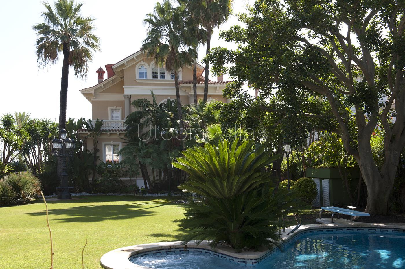 1-Gardenview-VillaIslaCozumel-Sitges-Barcelona