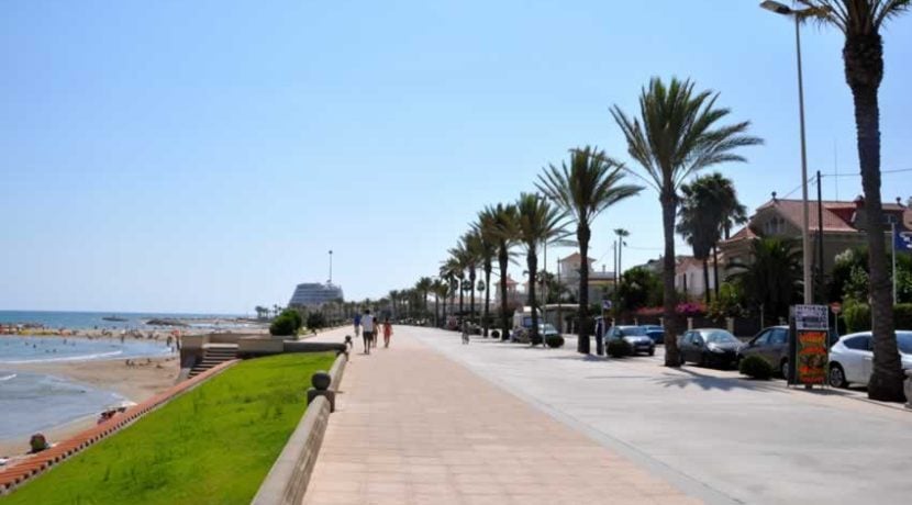 The Paseo of Sitges