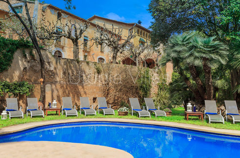 Wonderful pool view in a sunny day at Villa Catalina, Sitges, Barcelona