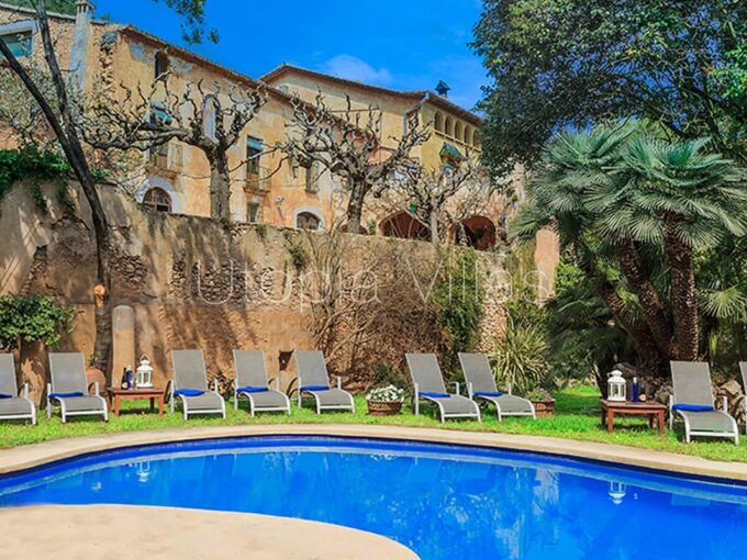 Wonderful pool view in a sunny day at Villa Catalina, Sitges, Barcelona