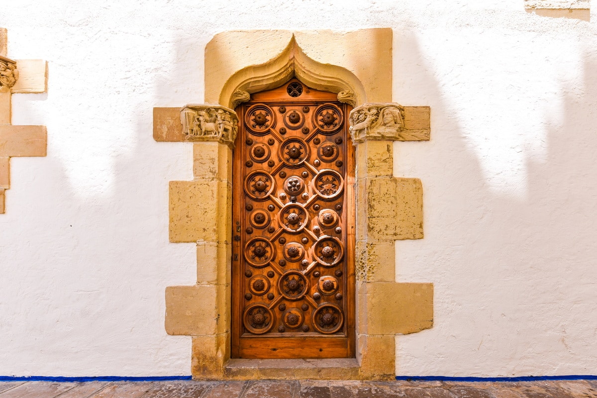 The door of a museum on the Sitges Art and Culture Walking Tour