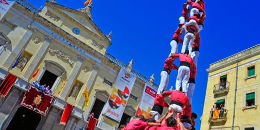 Torre humana en la fiesta mayor de Santa Tecla de Tarragona, Sitges