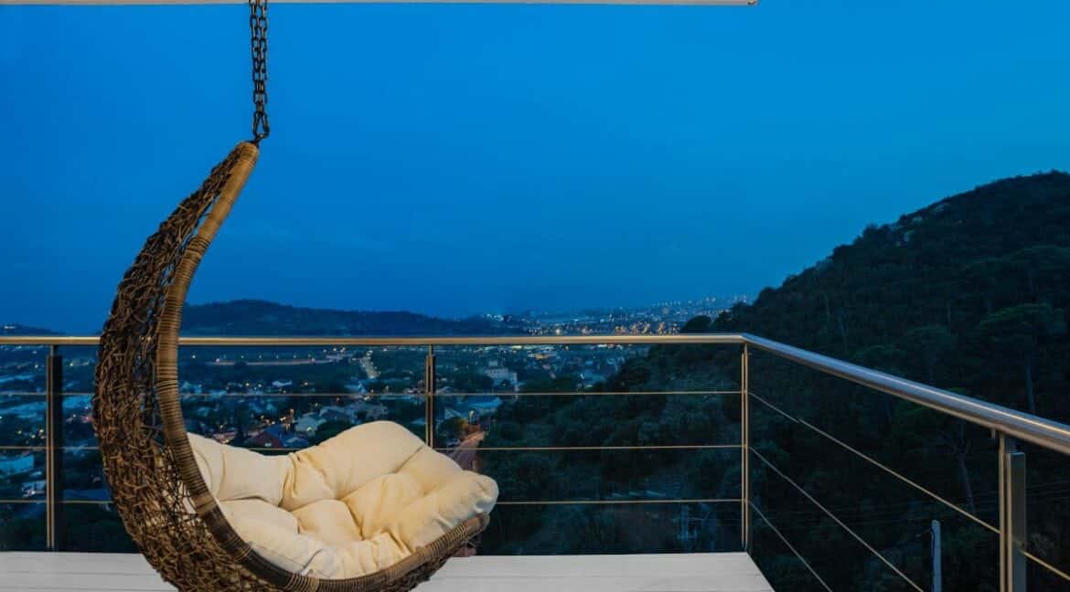 night-view-villa-paradiso