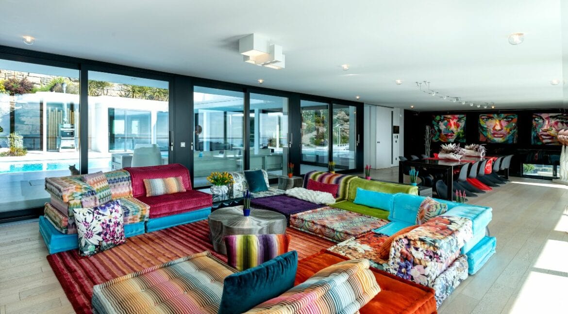 panoramic-view-living-room-villa-paradiso-barcelona