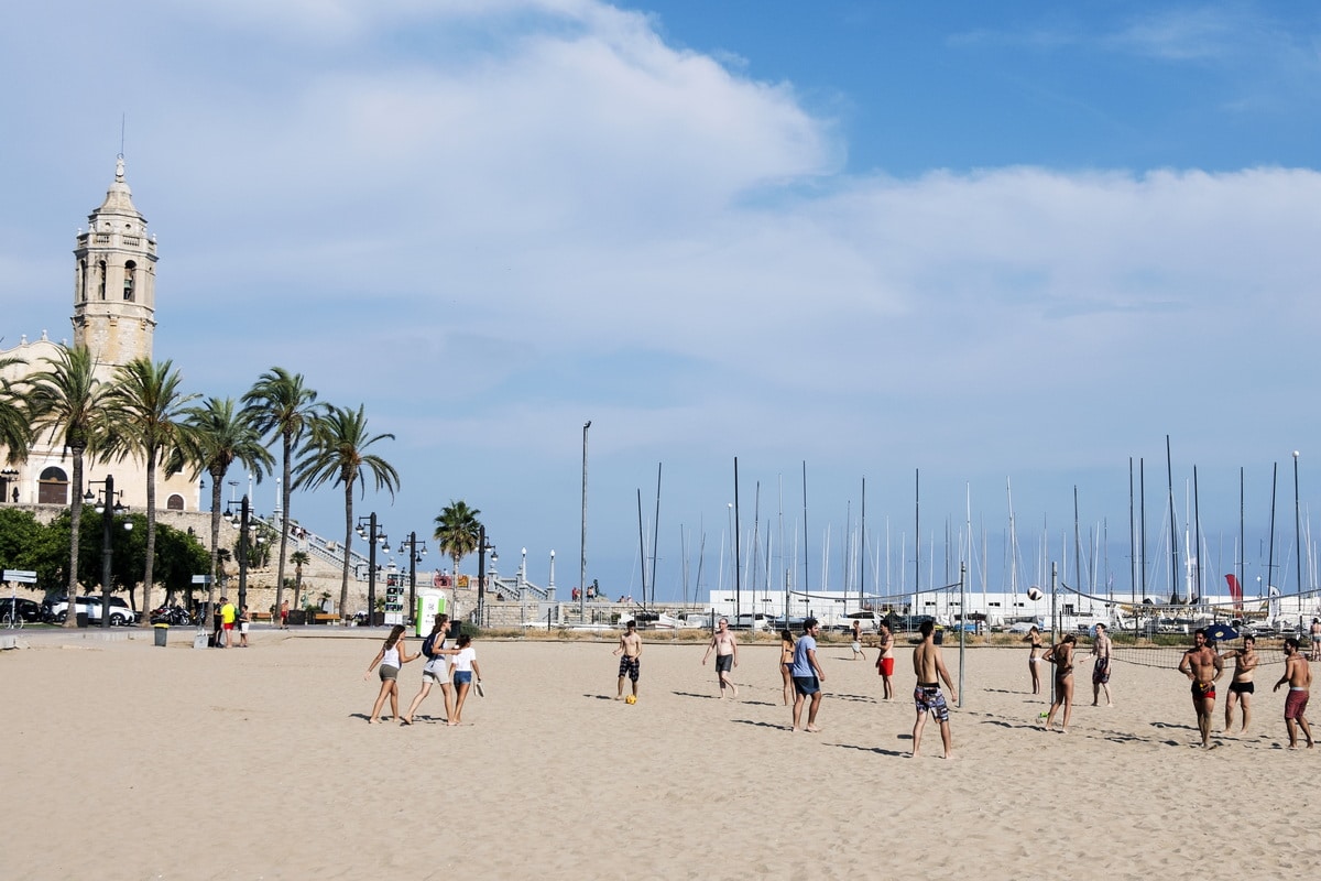 Fragata beach, a popular Sitges beach for all.