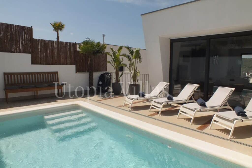 Curated visual reference: Visual Reference: Explore Over 50 Extraordinary Sitges Villas