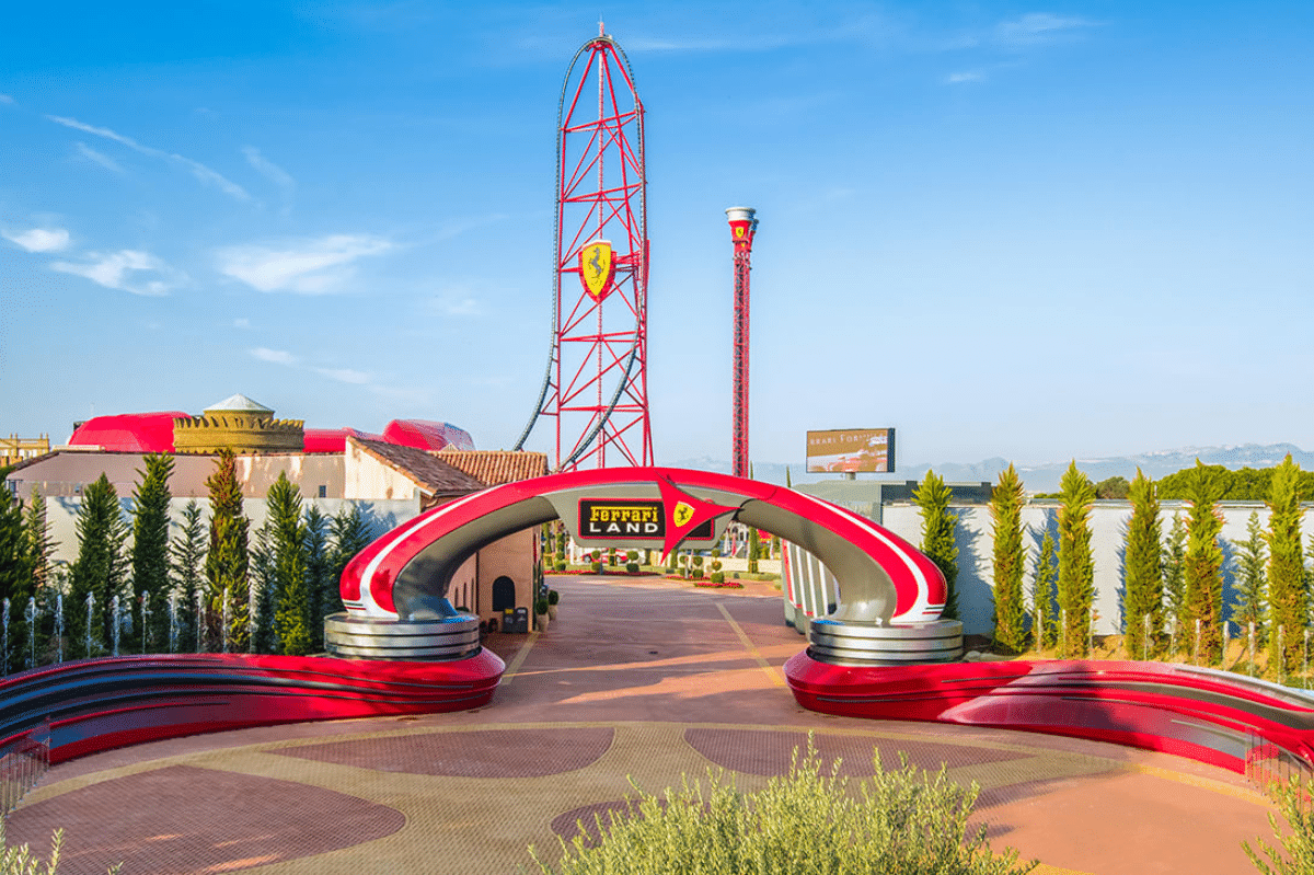 ferrari land- utopia sitges