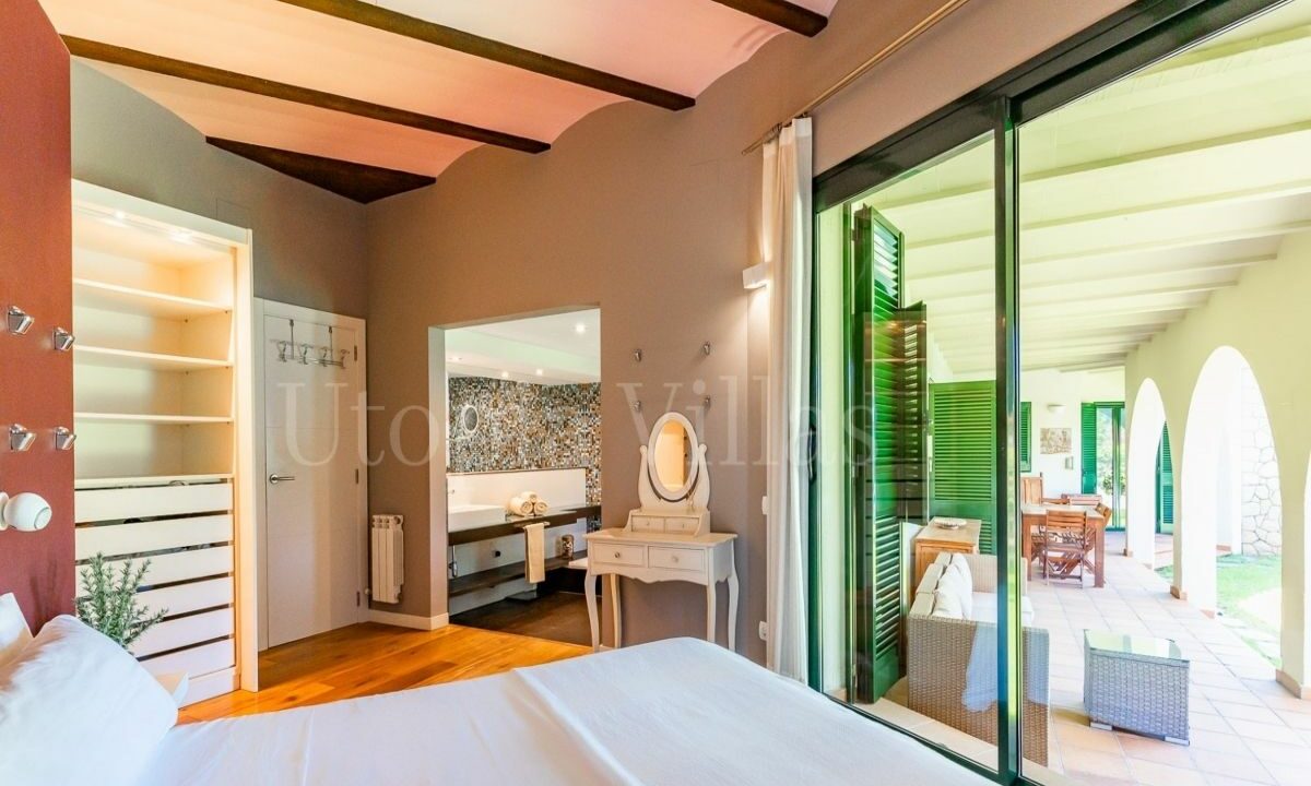 Villa-in-Sitges-with-private-pool02346